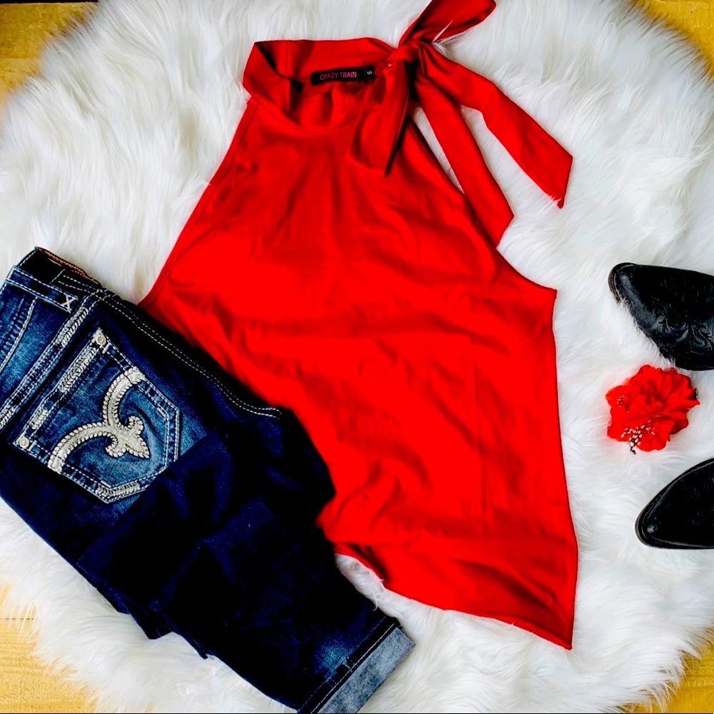 Steel magnolias tie tank